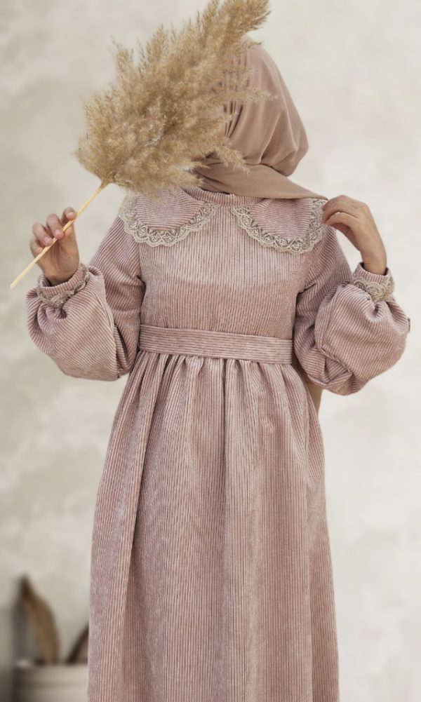 Coquette – Image 3